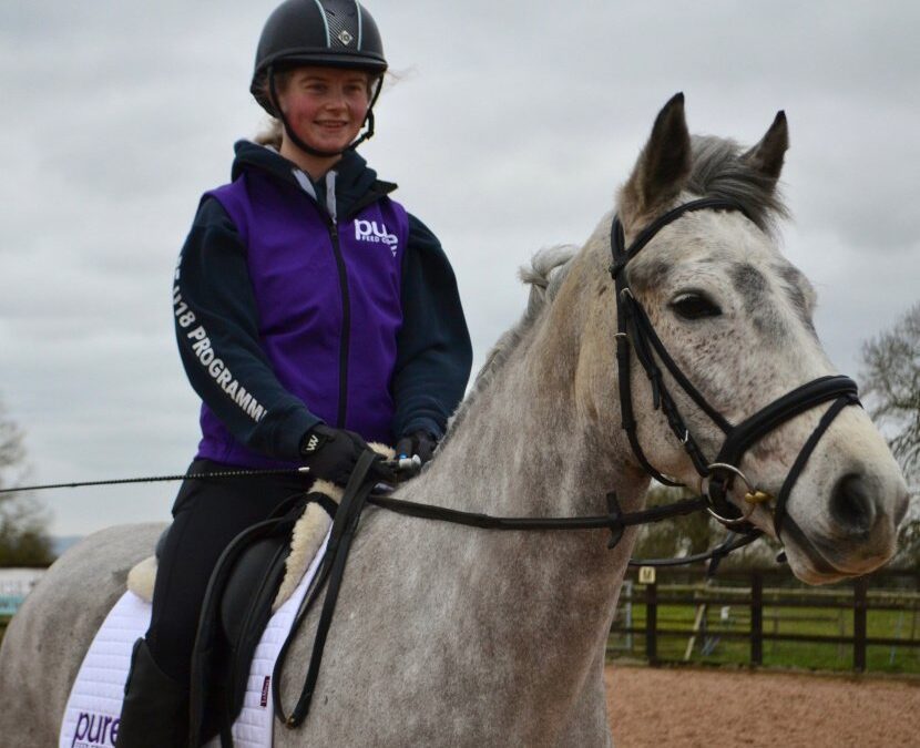 Horse feed for topline | Help build muscle with Pure Working