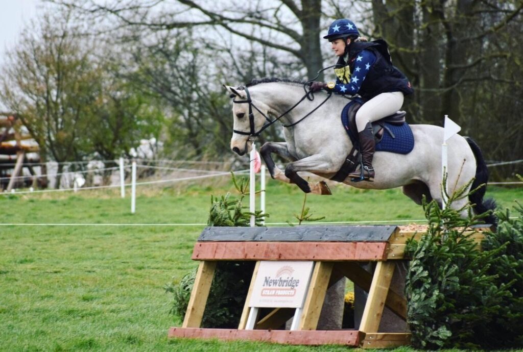 'Good doer' horse feeds Ease the attitude with Pure Easy Pure Feed